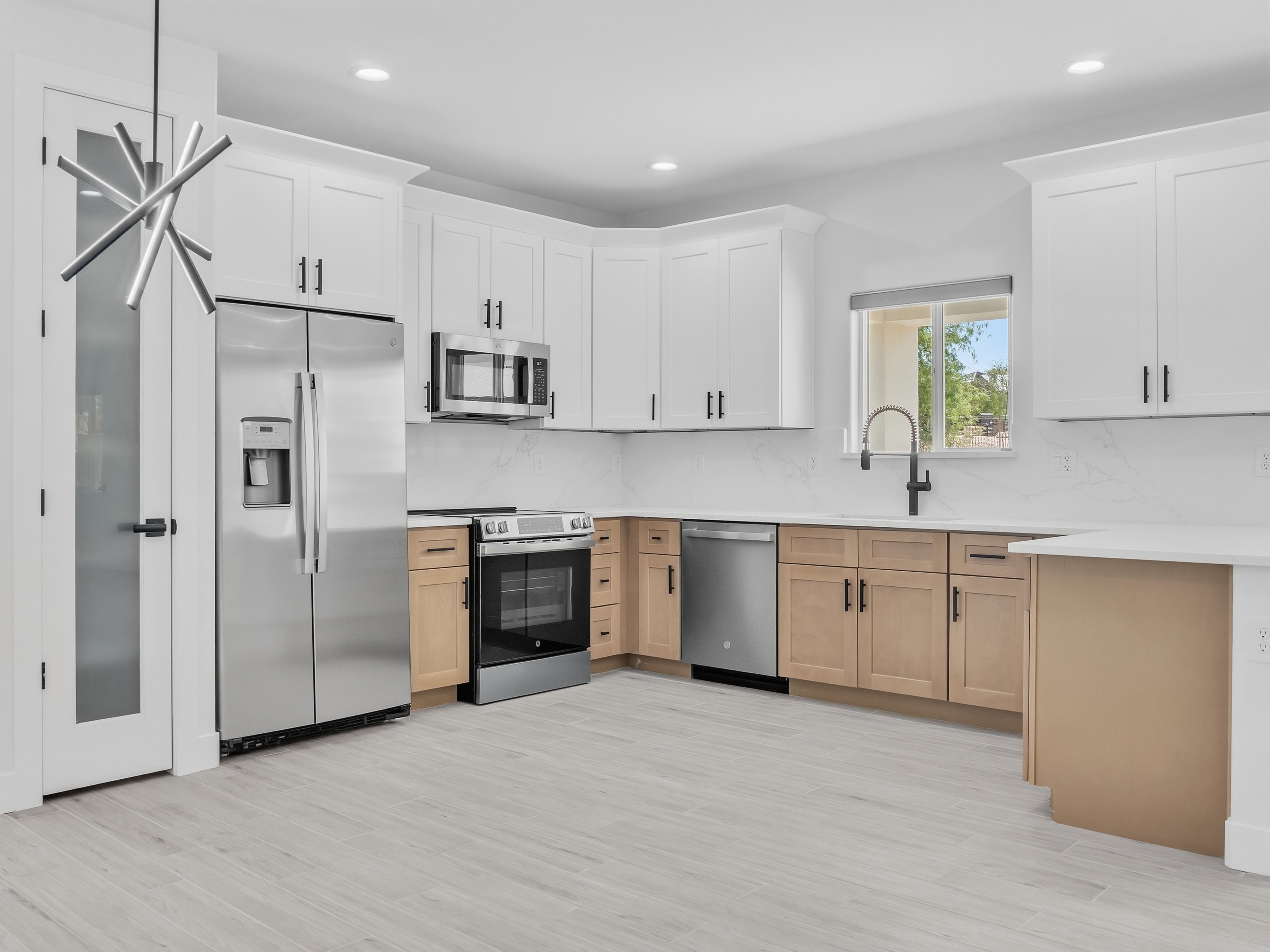 Professional short term rental kitchen